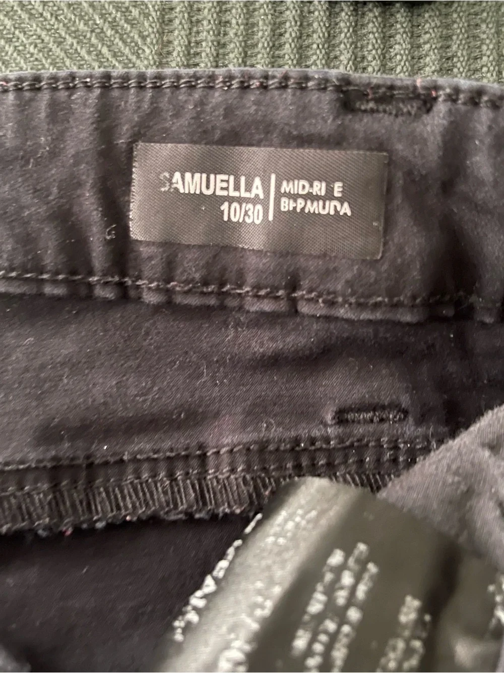 Buffalo David Bitton 5 Pocket Short - Black.  Womens: 10.